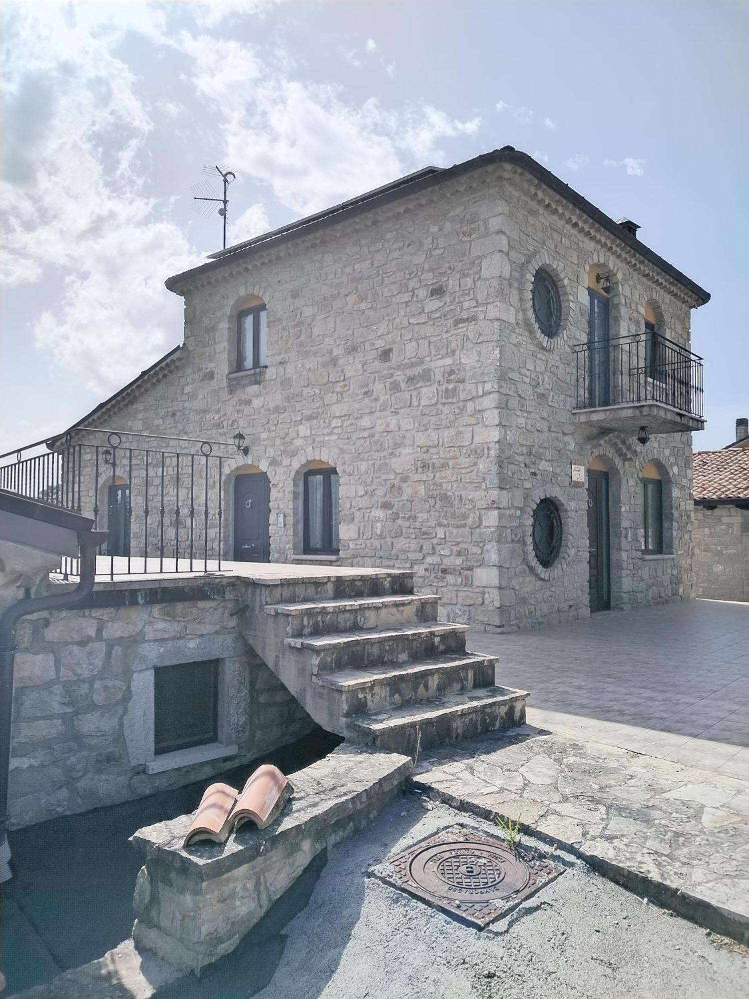 Dimora Rurale Valerio Bed & Breakfast Cercemaggiore Exterior foto