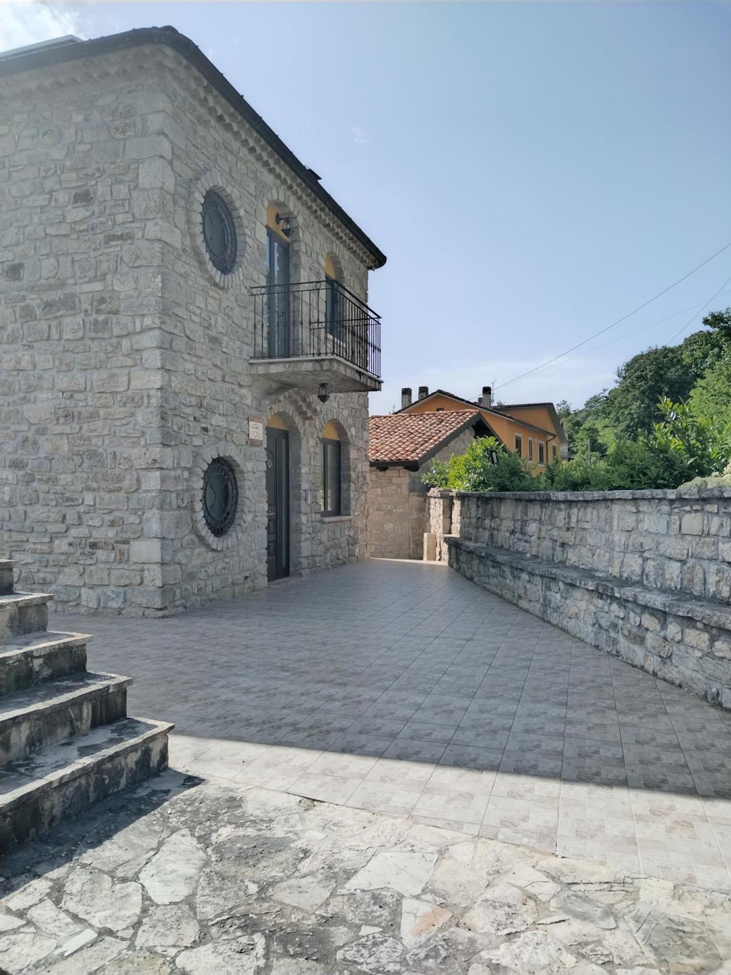Dimora Rurale Valerio Bed & Breakfast Cercemaggiore Exterior foto