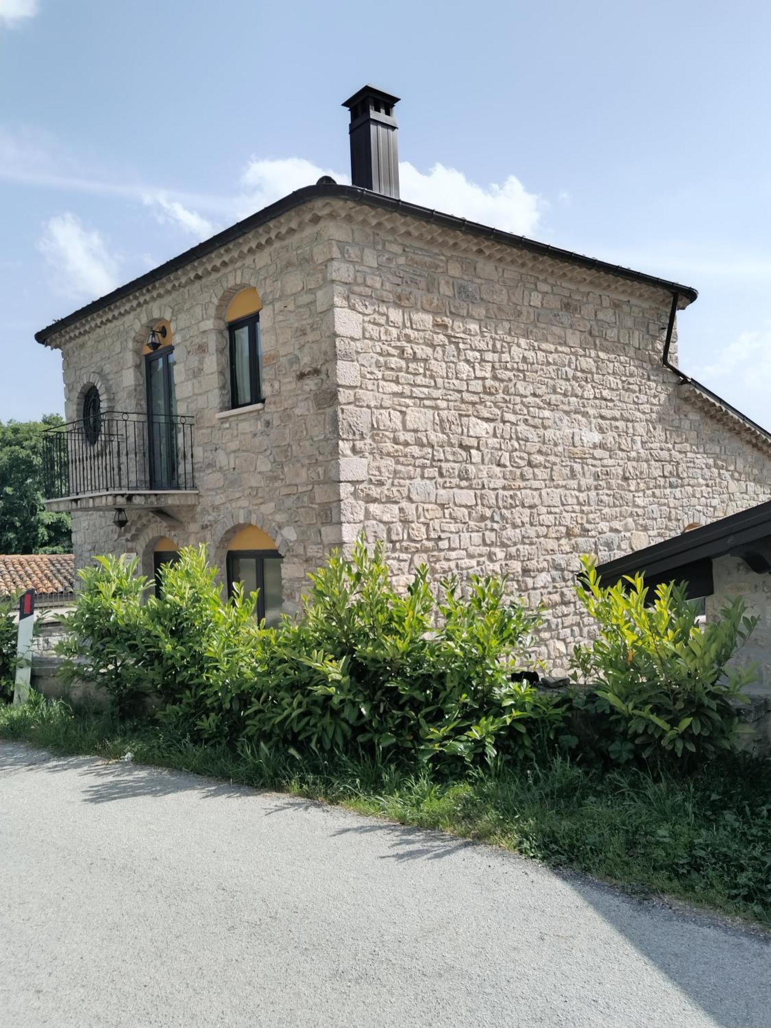 Dimora Rurale Valerio Bed & Breakfast Cercemaggiore Exterior foto